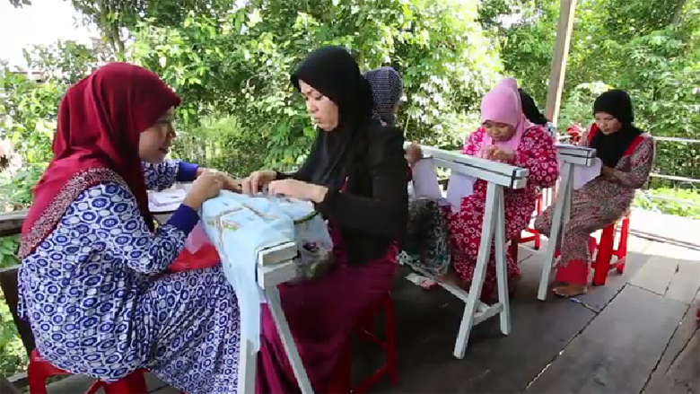 Vietnam: Empowering Women with Job Opportunities 